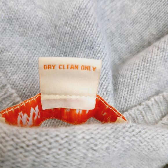 Wythe NY Women's SZ S 100% Cashmere Grey Round Perforated Weave High-Low Sweater - Picture 7 of 7